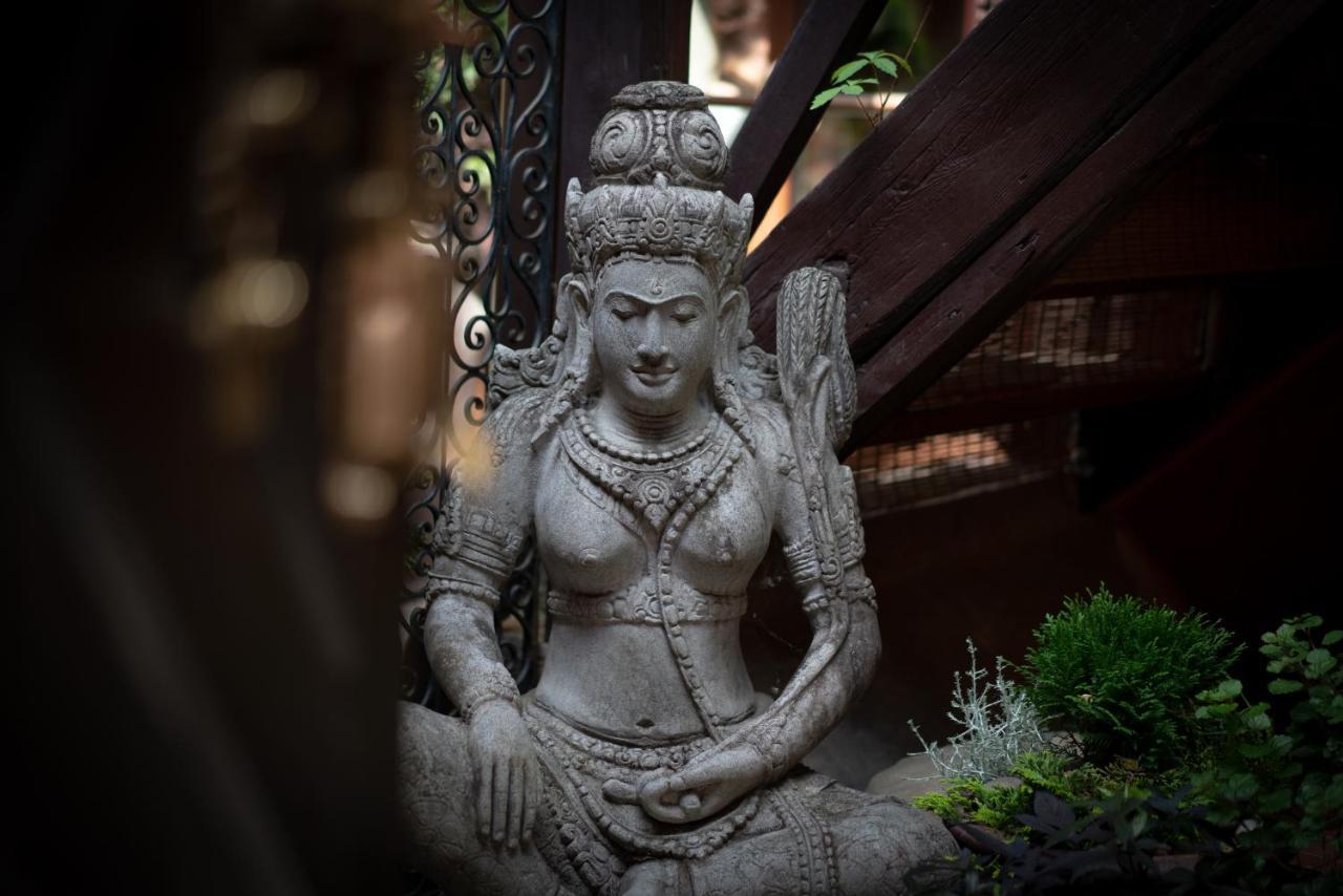 Bed and Breakfast Mai Ram Yoga House Вильнюс Экстерьер фото